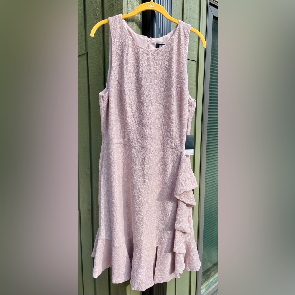NINE WEST Knee-Length Cocktail Dress in Stretch Knit Fabric w/sparkle. - Picture 3 of 8